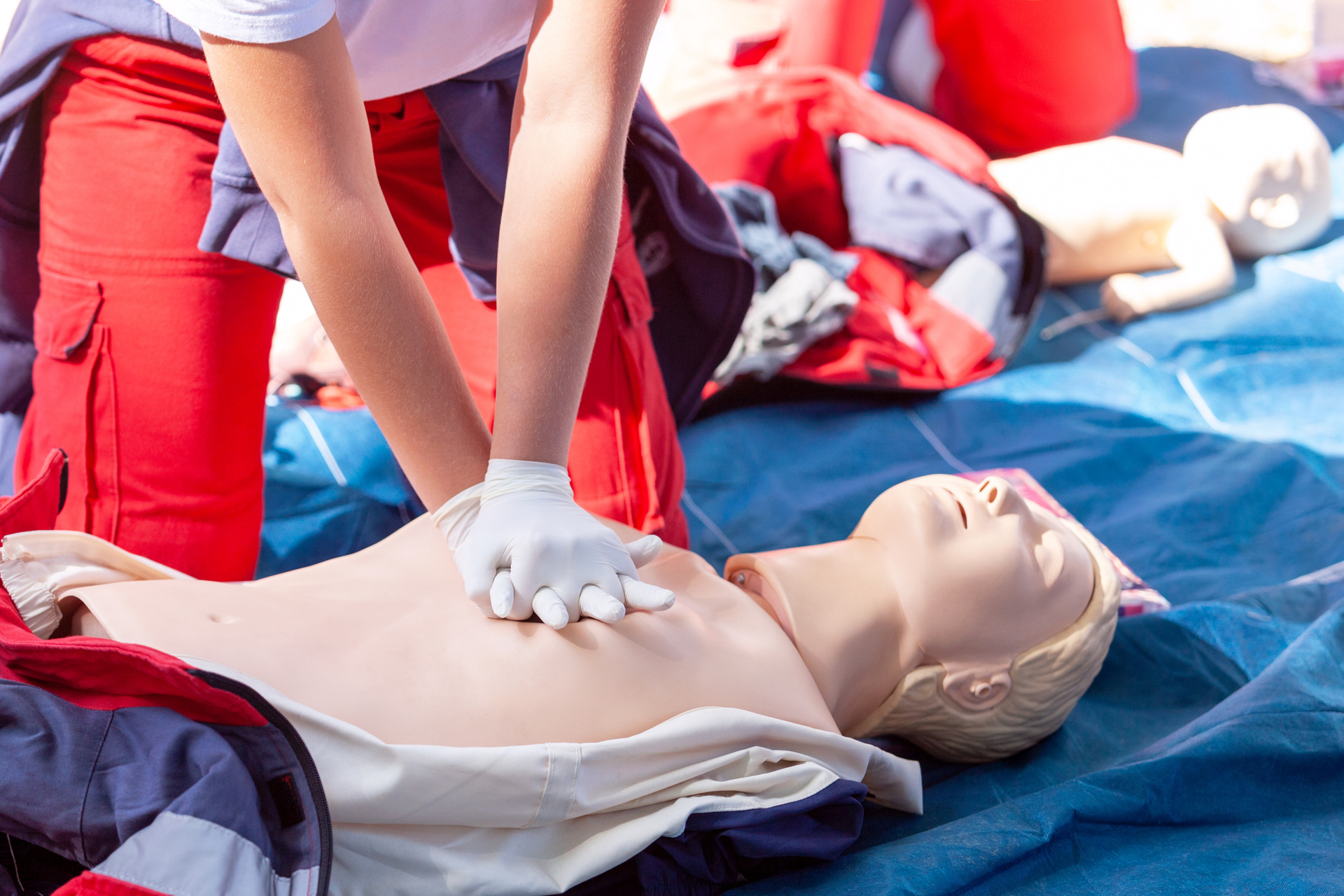 Blended first aid learning — online theory and practical